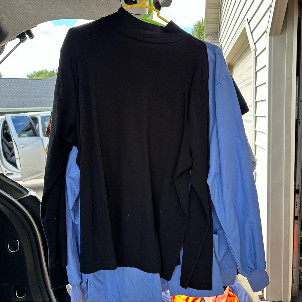 Erika Black long Sleeve
